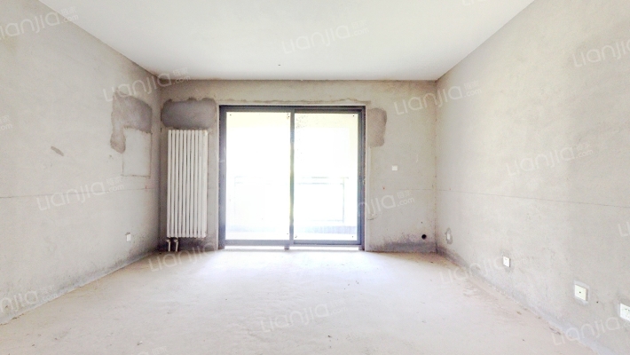 鸿运佳苑二手房实景图