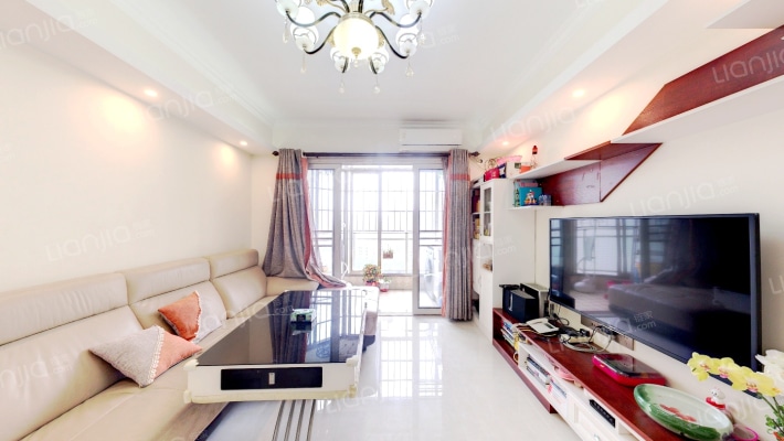 盛大蓝庭二手房实景图