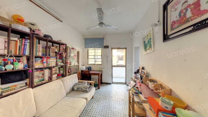 白云山制药厂后山宿舍二手房实景图