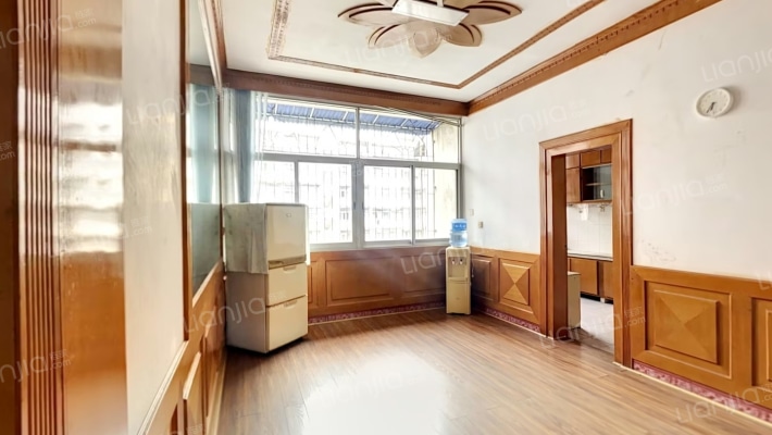 州邮政局宿舍二手房实景图