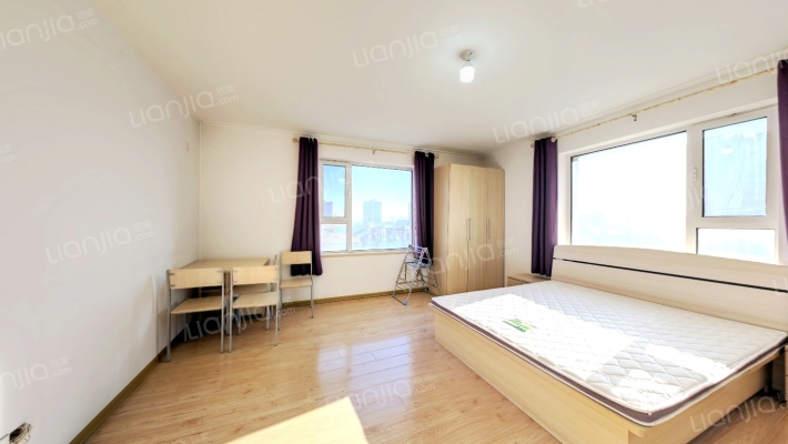 万盛理想国红堡二手房实景图