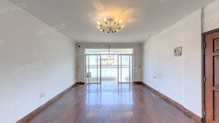 海湾东苑二手房实景图