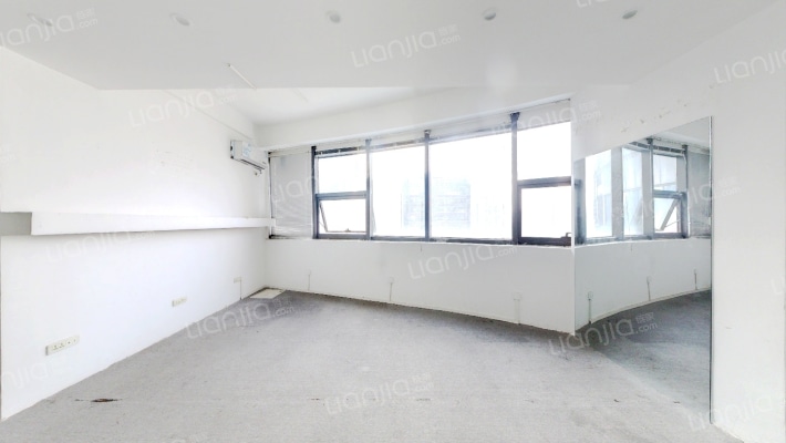 世纪英皇二手房实景图