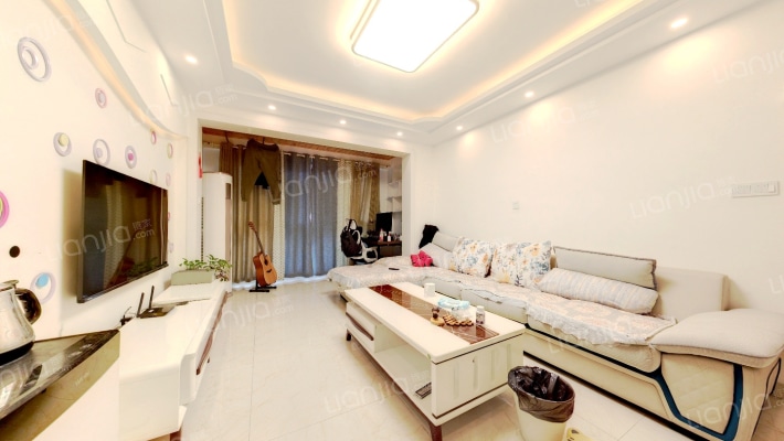 金沙柏林郡二手房实景图