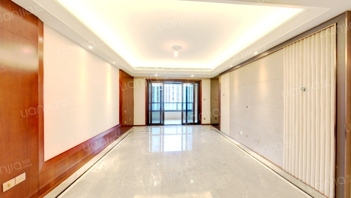 升龙公园道桦园二手房实景图