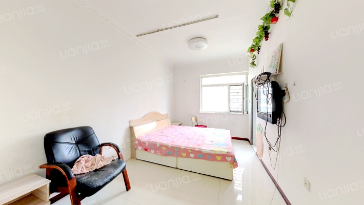 崇山银座二手房实景图