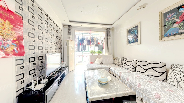 南山世纪花园三期二手房实景图