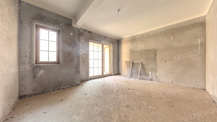 洞林湖新田城别墅区D区二手房实景图