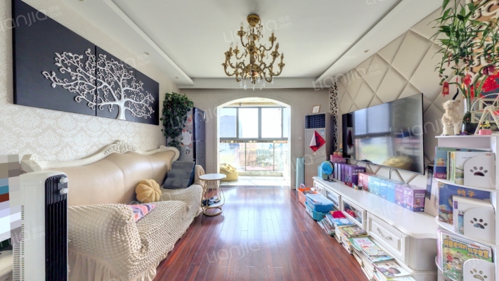 天际蓝桥二手房实景图