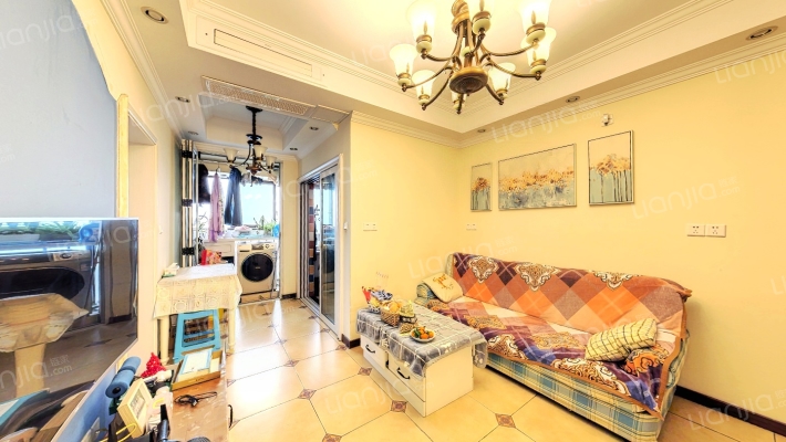 里面二手房实景图