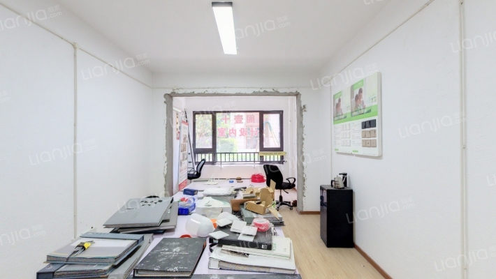 领琇长江B区二手房实景图