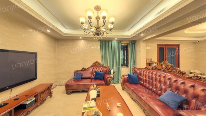 高尔国际1期二手房实景图