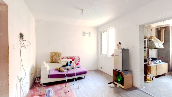 方泉苑五期C块二手房实景图