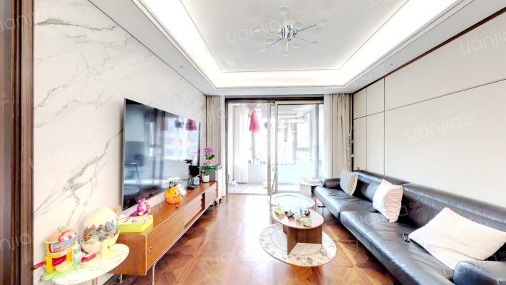 中皇北岸锦源二手房实景图