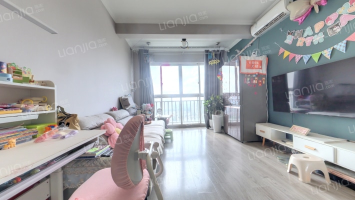 东方丽苑二手房实景图