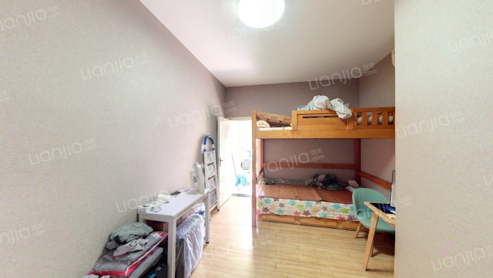 鹏润蓝海A区二手房实景图