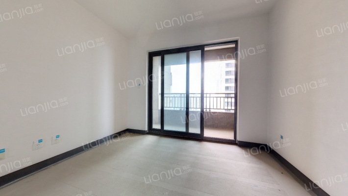 融创城开龙府1号院二手房实景图