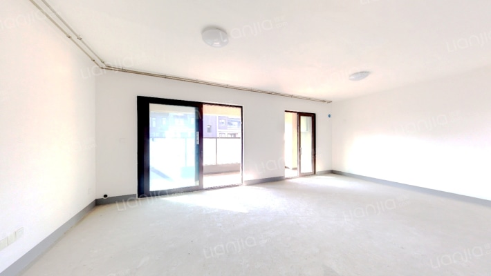 世茂国风二手房实景图