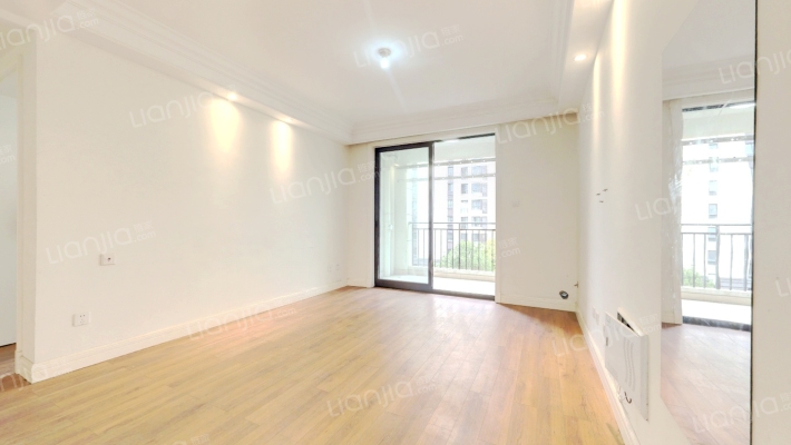 中铁青秀城西区二手房实景图