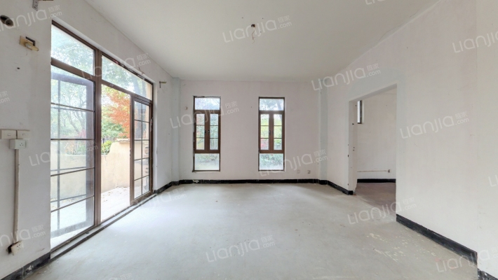 海湾国际名苑二手房实景图