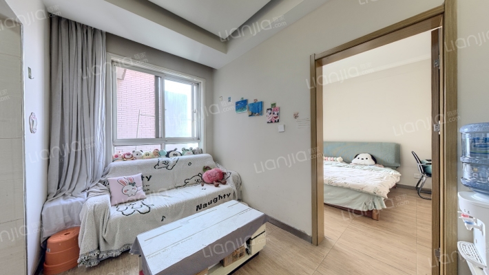 蔚蓝花城七色镇二手房实景图