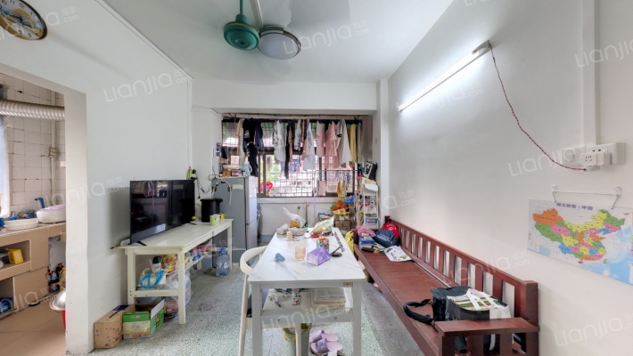 华贵路二手房实景图