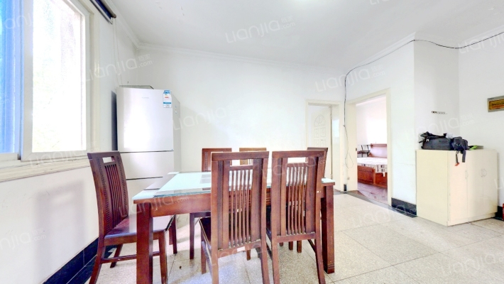 新苑村二手房实景图