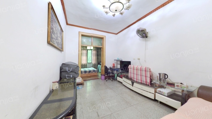 长航小区二手房实景图