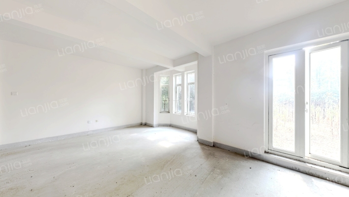 置信牧山丽景三期二手房实景图