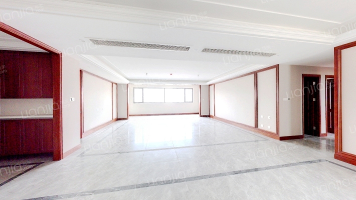 新城红岛湾朗隽二手房实景图