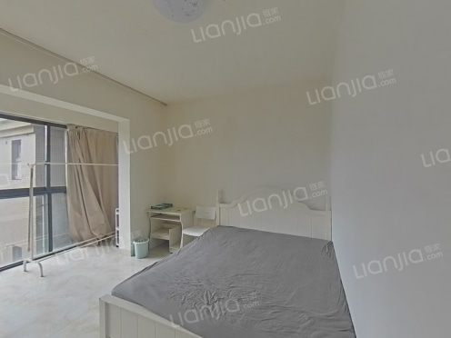 合租·蓝润睿城 4居室 东南卧