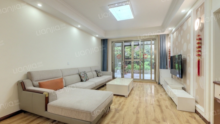 万达城依山墅二手房实景图