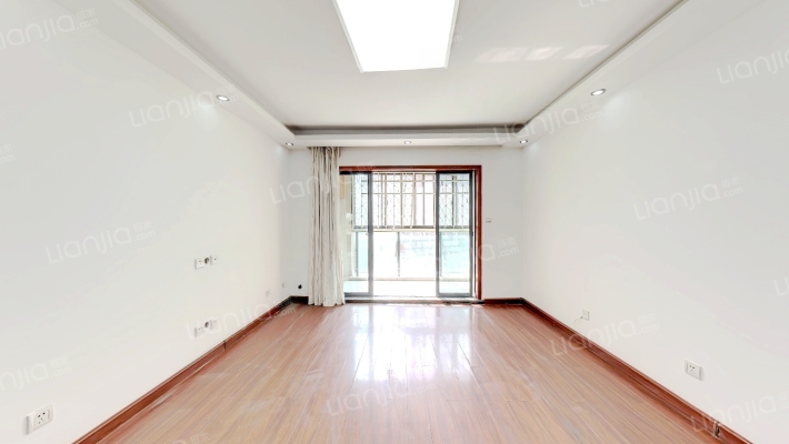 花雨南庭二手房实景图