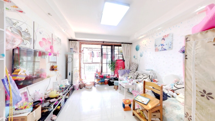 中惠爱丁堡二手房实景图