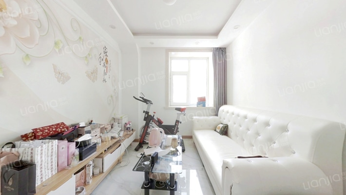 东大三期二手房实景图