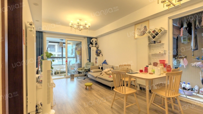 鉴山墅二手房实景图