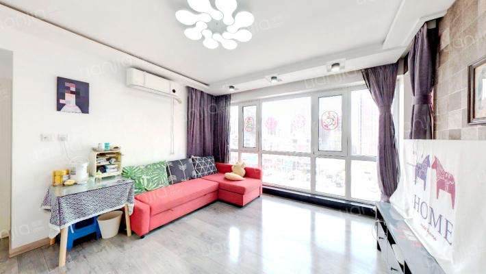 世代龙泽湾二手房实景图