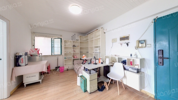 现代大厦二手房实景图