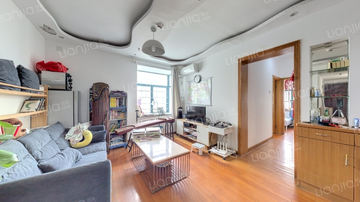 港逸豪庭二手房实景图