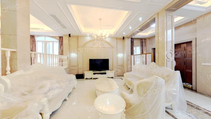 爱丁堡一期二手房实景图