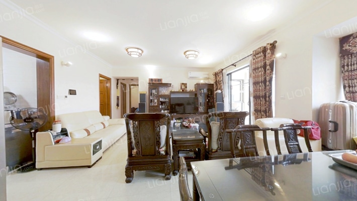 保利中环三期第五大道二手房实景图