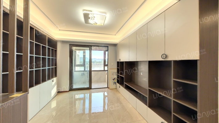 升龙天汇珑臺二手房实景图