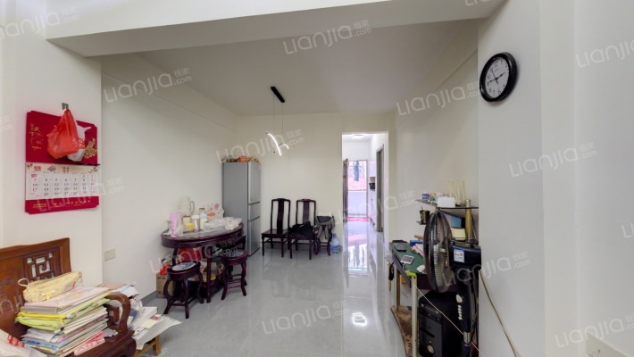 周门小区党恩新街二手房实景图