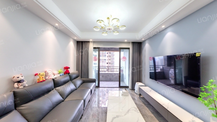 绿地海外滩罗丹公馆二手房实景图