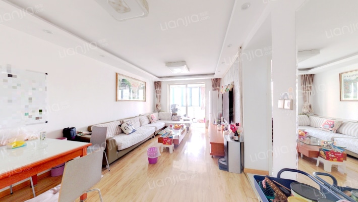 田园美居二手房实景图