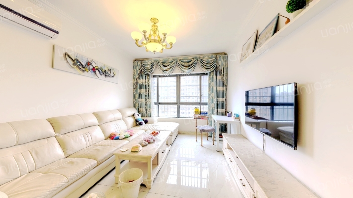 汇融广场二手房实景图