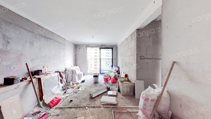 绿地铂澜府二手房实景图