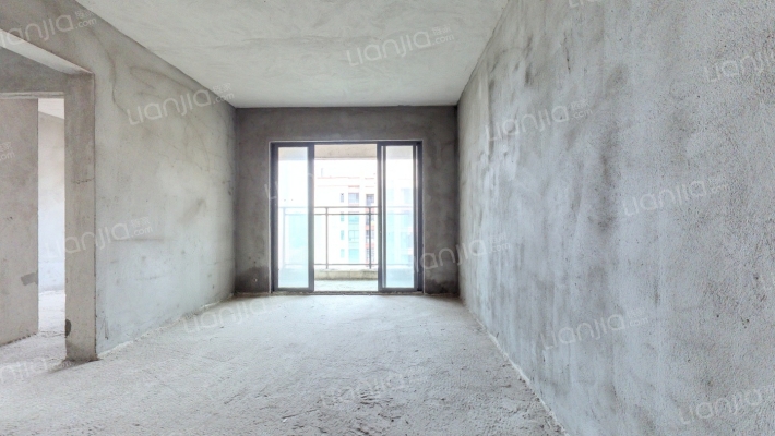 尚景天峰二手房实景图