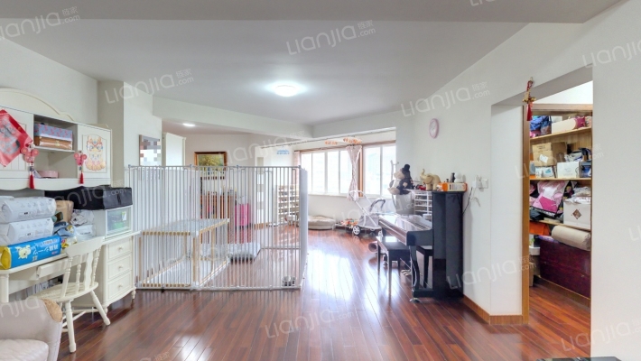 田林体育公寓二手房实景图