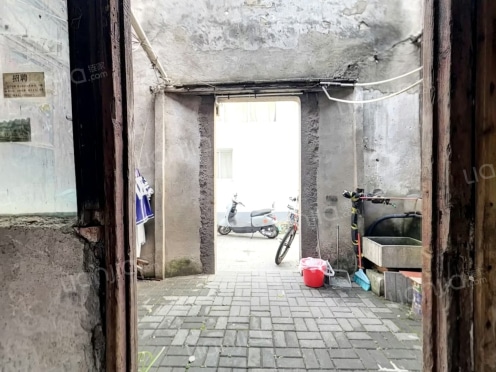 整租·楚春巷散盘 7室1厅 南